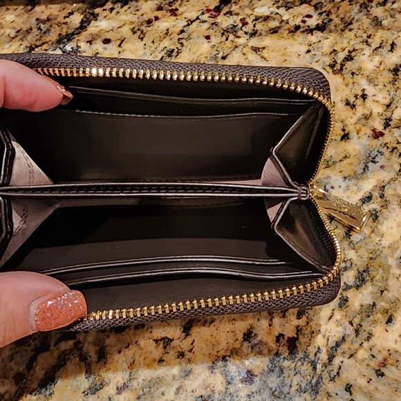 Michael Kors card case wallet - Picture 3 of 3